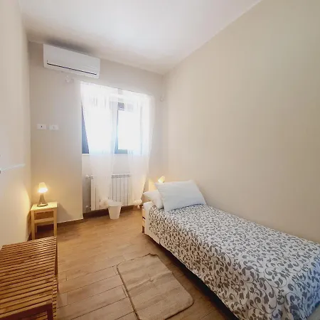Πανσιόν Regina - Sperlonga Vertice Fondi
