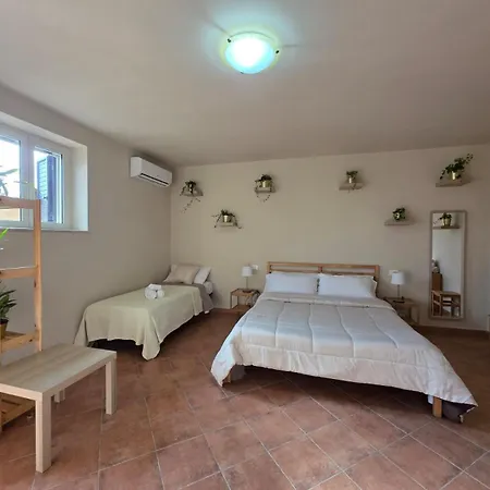 Πανσιόν Regina - Sperlonga Vertice *